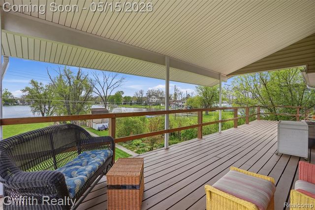 2901 School Lake Drive, Brighton, MI 48114