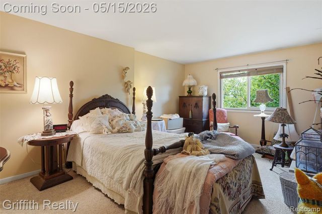 2901 School Lake Drive, Brighton, MI 48114