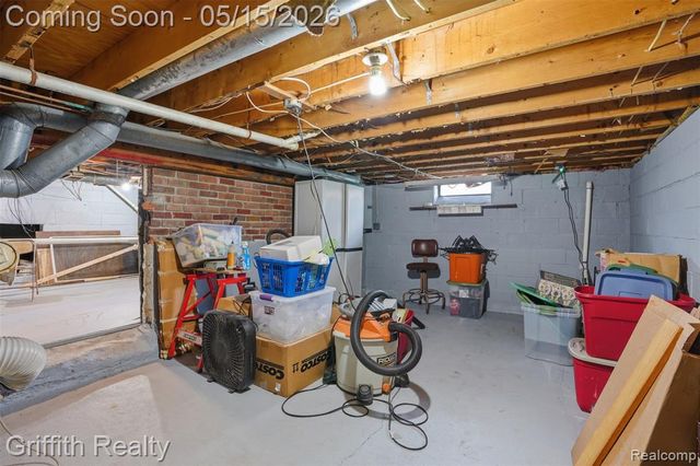 2901 School Lake Drive, Brighton, MI 48114
