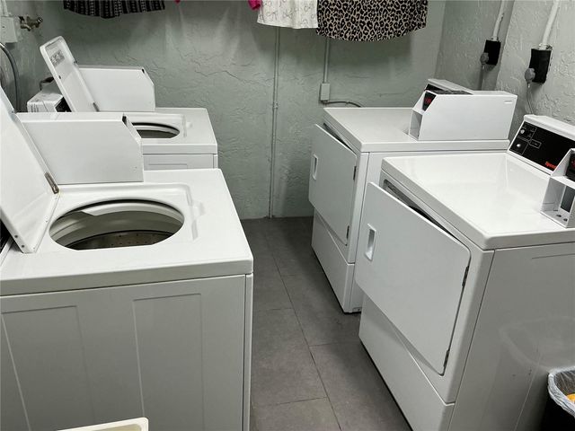 1860 MASSACHUSETTS AVENUE NE 311, St Petersburg, FL 33703