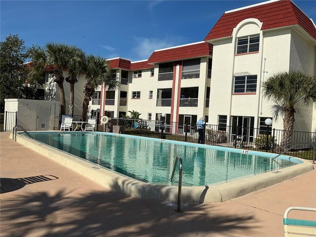 1860 MASSACHUSETTS AVENUE NE 311, St Petersburg, FL 33703