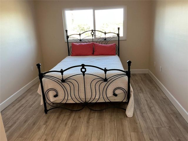 1860 MASSACHUSETTS AVENUE NE 311, St Petersburg, FL 33703