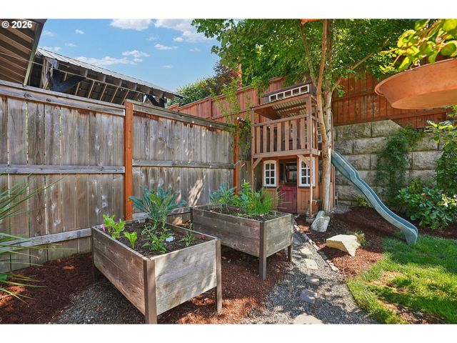 23904 Sw OLD HIGHWAY 99W, Sherwood, OR 97140
