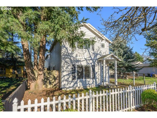 6311 Se WOODSTOCK Blvd, Portland, OR 97206