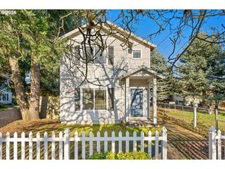 6311 Se WOODSTOCK Blvd, Portland, OR 97206