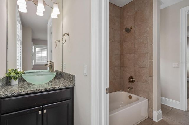 9462 BECKER COURT, Orlando, FL 32827