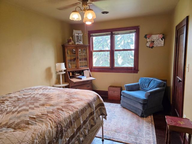 17634 240th Street, Hutchinson Twp, MN 55350