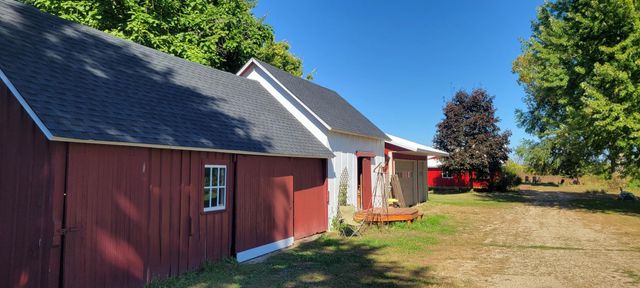 17634 240th Street, Hutchinson Twp, MN 55350