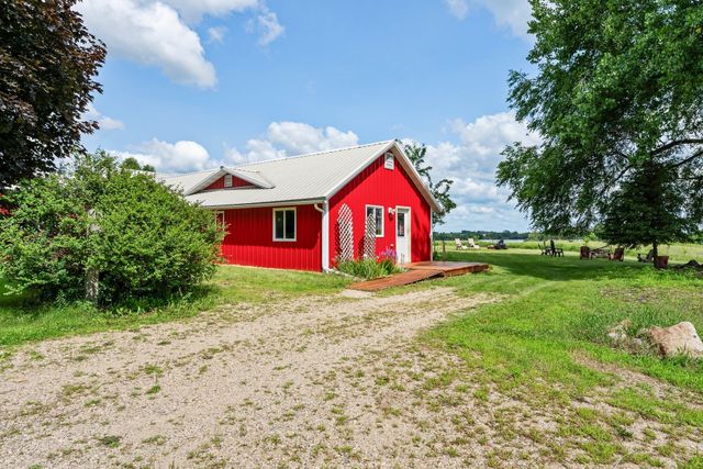 17634 240th Street, Hutchinson Twp, MN 55350