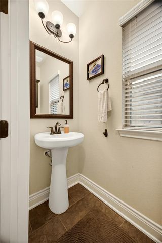 2316 Forsam BND, Austin, TX 78725