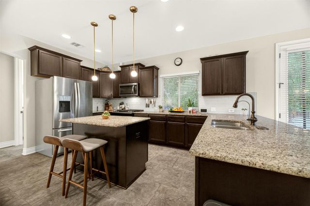 2316 Forsam BND, Austin, TX 78725
