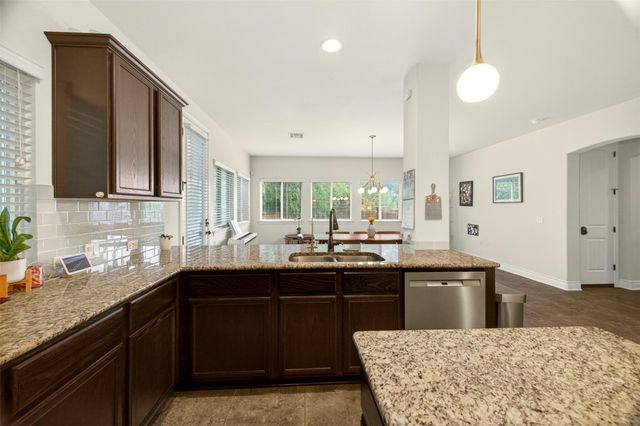 2316 Forsam BND, Austin, TX 78725