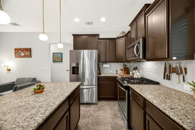 2316 Forsam BND, Austin, TX 78725