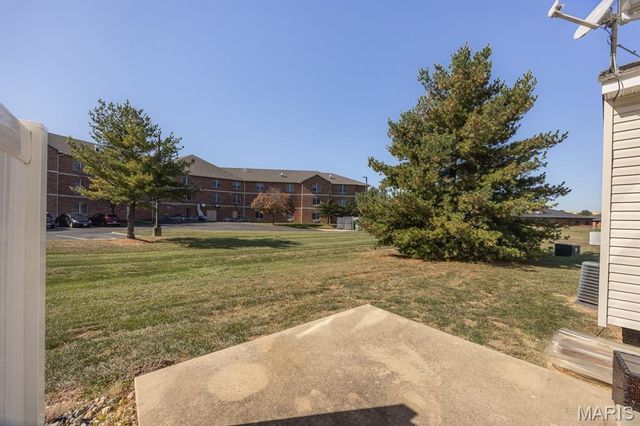756 Granite Drive, O'fallon, IL 62269