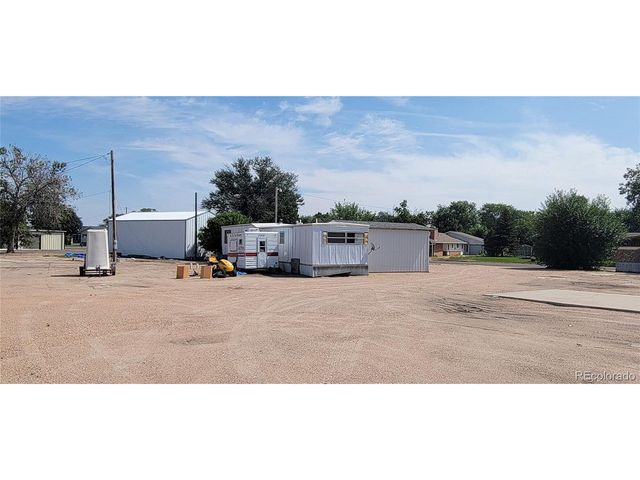 312 E 6th St, Julesburg, CO 80737