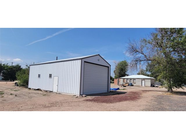 312 E 6th St, Julesburg, CO 80737
