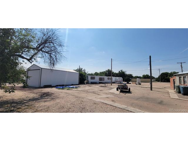 312 E 6th St, Julesburg, CO 80737