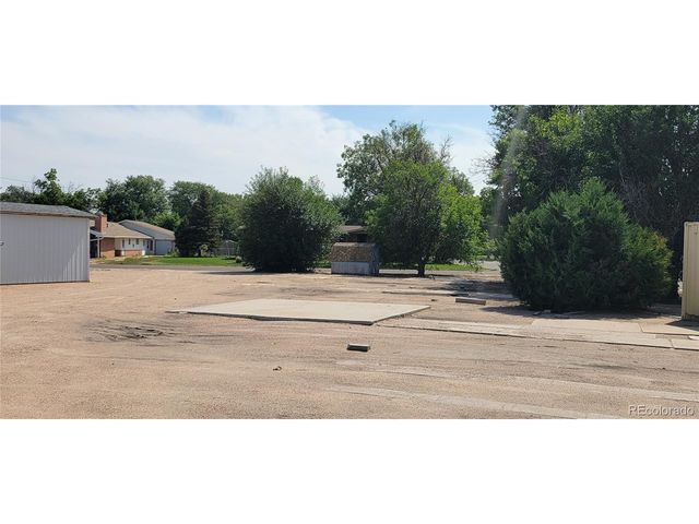 312 E 6th St, Julesburg, CO 80737