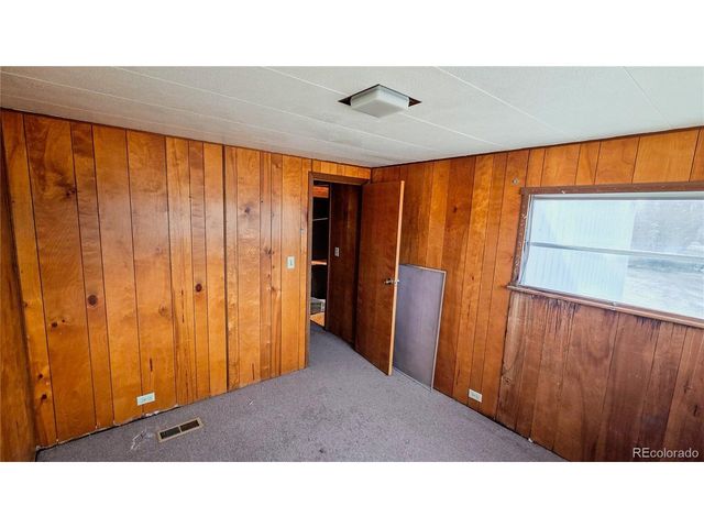 312 E 6th St, Julesburg, CO 80737