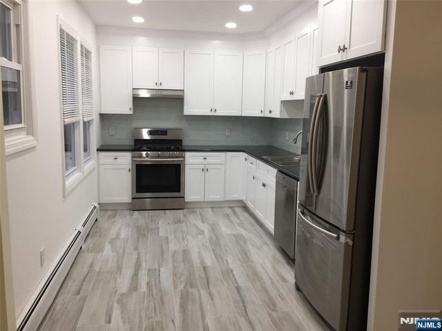 248 2nd Street, Palisades Park, NJ 07650