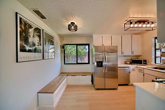 8238 Ferncreek Ct, Citrus Heights, CA 95621