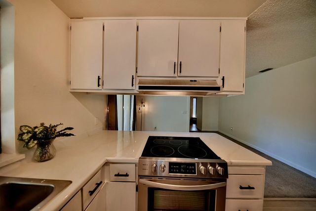 8238 Ferncreek Ct, Citrus Heights, CA 95621
