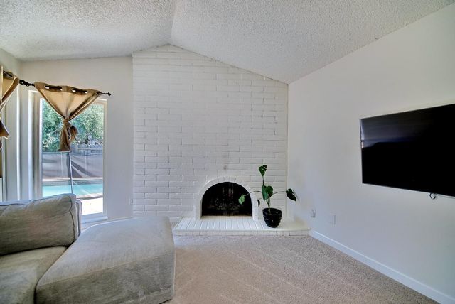 8238 Ferncreek Ct, Citrus Heights, CA 95621