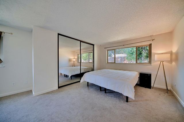 8238 Ferncreek Ct, Citrus Heights, CA 95621