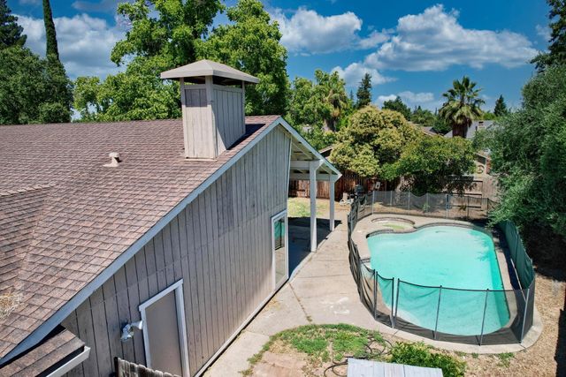 8238 Ferncreek Ct, Citrus Heights, CA 95621