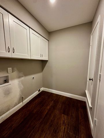 1610 Saint James Drive, Carrollton, TX 75007