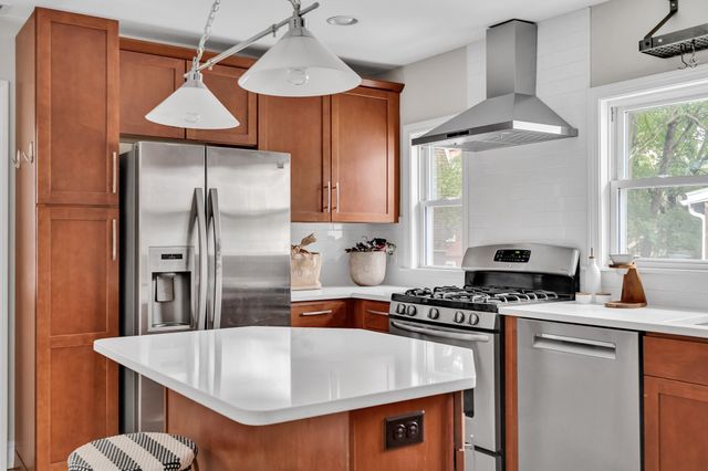 42 Unity Avenue 42, Belmont, MA 02478