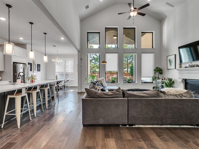 8530 Tynan Ridge Drive, Magnolia, TX 77354