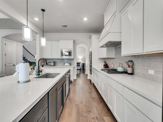 8530 Tynan Ridge Drive, Magnolia, TX 77354