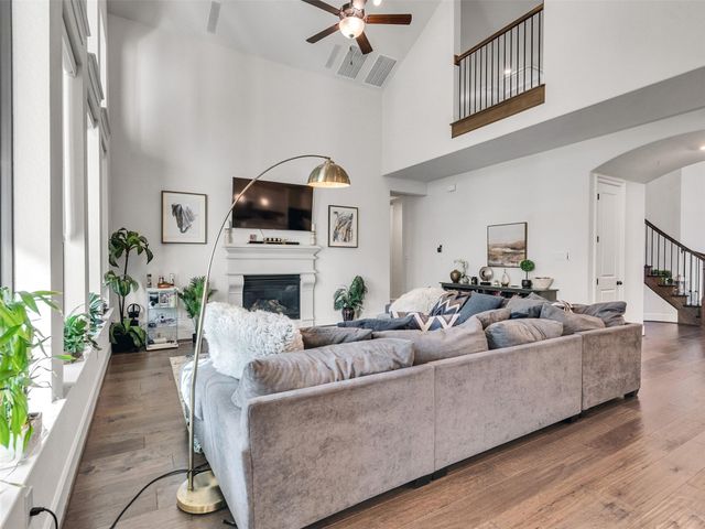 8530 Tynan Ridge Drive, Magnolia, TX 77354