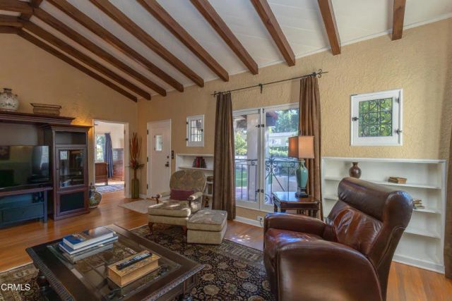 2069 Mar Vista Avenue, Altadena, CA 91001