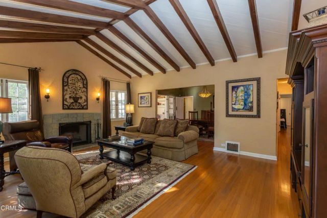 2069 Mar Vista Avenue, Altadena, CA 91001