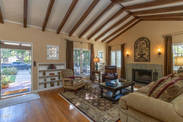 2069 Mar Vista Avenue, Altadena, CA 91001