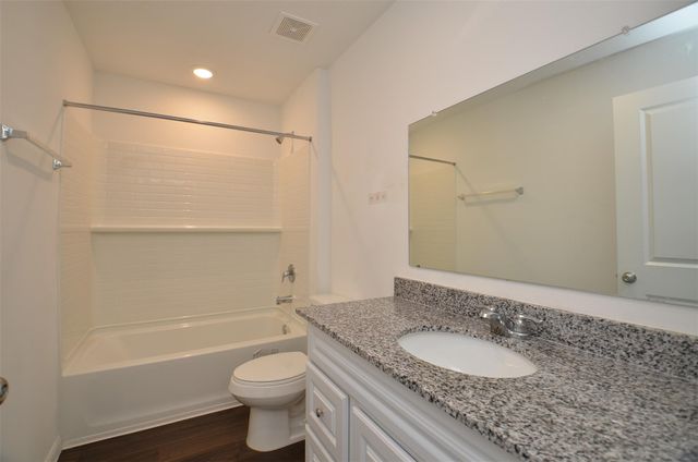 16439 Big Hickory Dr, Conroe, TX 77302