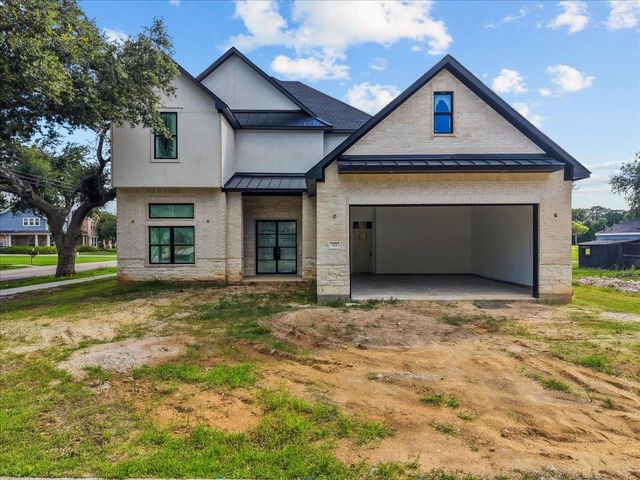 721 S Kansas Avenue, League City, TX 77573