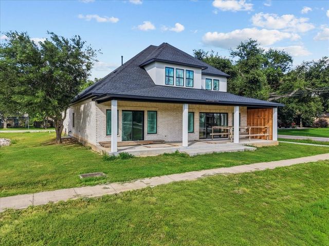 721 S Kansas Avenue, League City, TX 77573