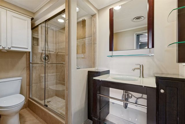 6211 W Northwest Highway 2702, Dallas, TX 75225