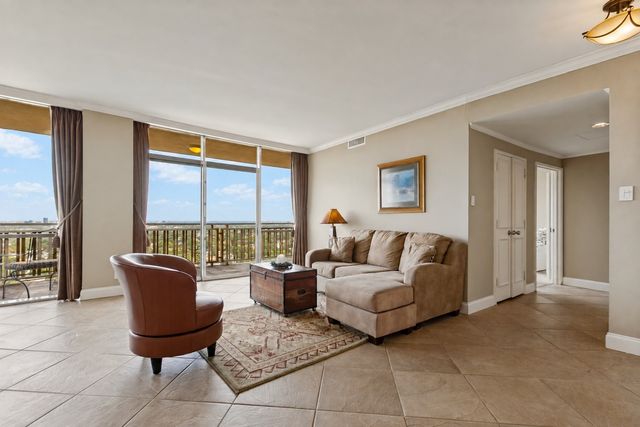 6211 W Northwest Highway 2702, Dallas, TX 75225