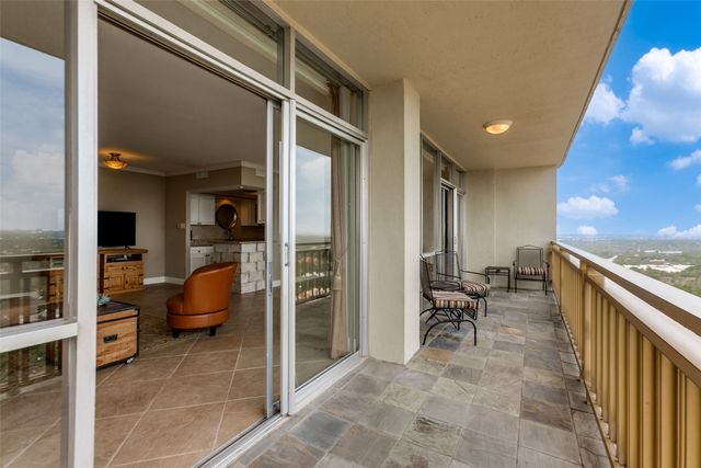 6211 W Northwest Highway 2702, Dallas, TX 75225