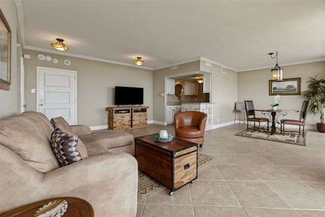 6211 W Northwest Highway 2702, Dallas, TX 75225