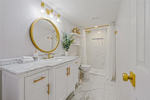 57 Rock Creek Dr, Corpus Christi, TX 78412