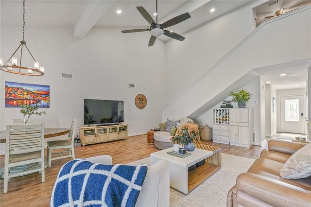 57 Rock Creek Dr, Corpus Christi, TX 78412