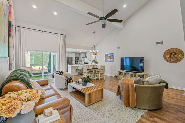 57 Rock Creek Dr, Corpus Christi, TX 78412