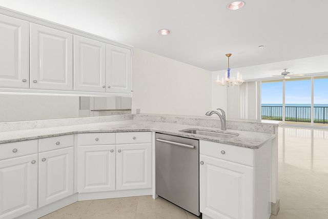 800 Ocean Drive 204, Juno Beach, FL 33408