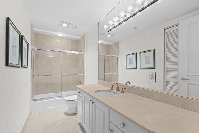 800 Ocean Drive 204, Juno Beach, FL 33408