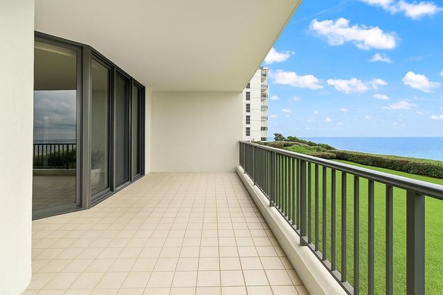 800 Ocean Drive 204, Juno Beach, FL 33408